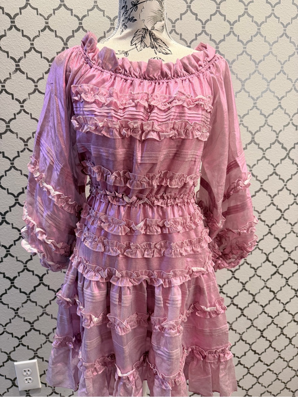 NWT Cynthia Rowley 100% Silk Metallic Blush Ruffle Dress Size Small - Picture 4 of 15